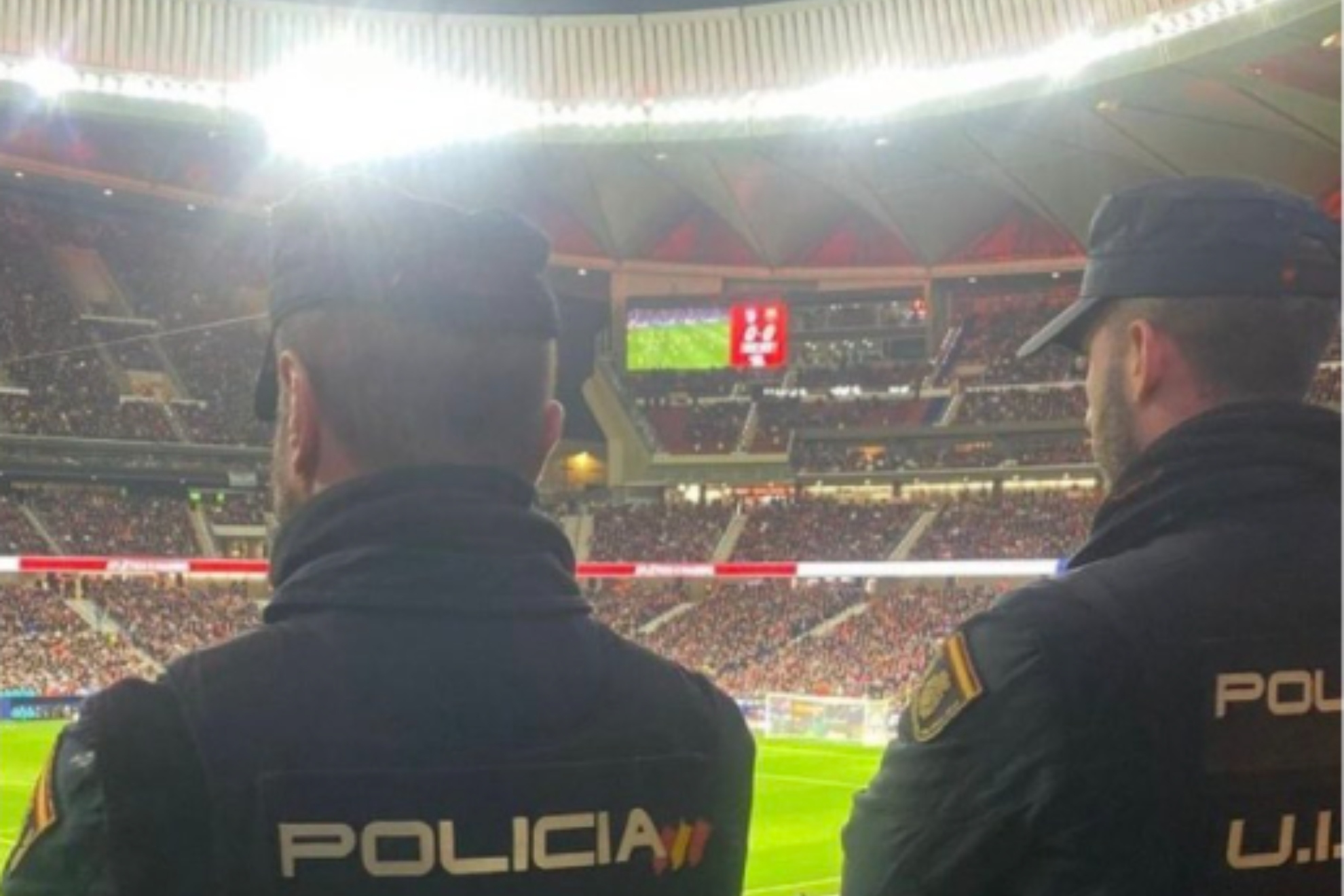 还折射出了